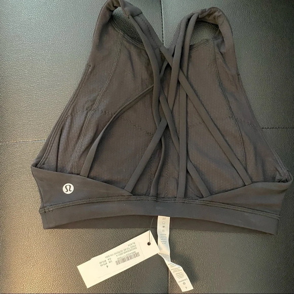 NWT - Lululemon - Sports Bra - Size 4 - Picture 6 of 7